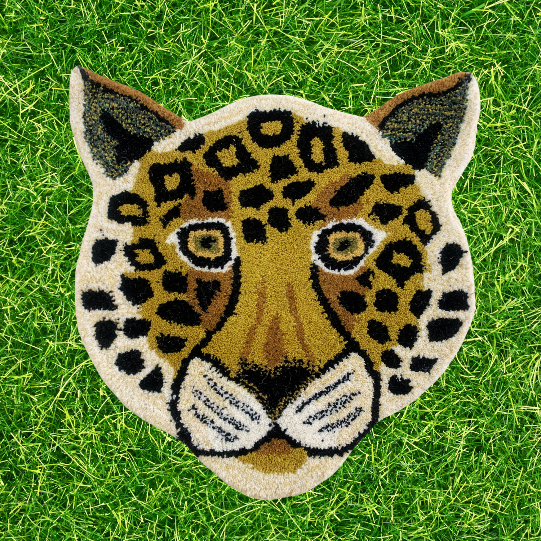 Animal Shape Kids handloom mat (Leopard)