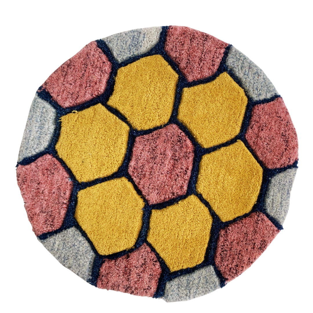 Animal Shape Kids handloom mat (Fish) – Kaivalya Enterprises